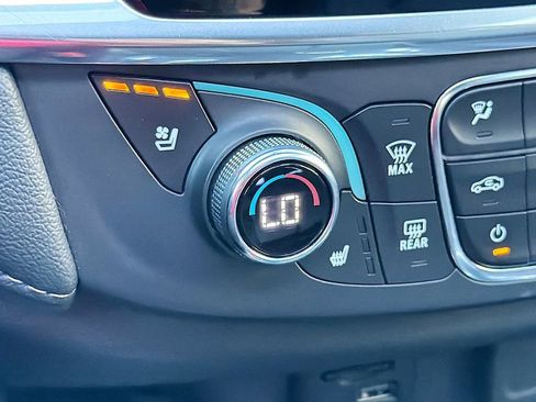 Used 2023 Chevrolet Traverse High Country w/ LPO, Floor Liner Package FWD image 21