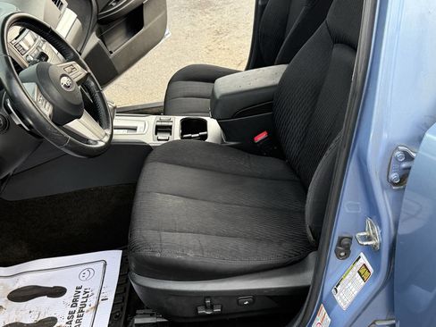 Used 2011 Subaru Outback 2.5i Premium image 14