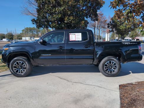Certified 2023 Toyota Tacoma TRD Sport image 7