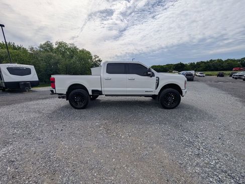 Used 2023 Ford F250 Platinum AWD/4WD image 15