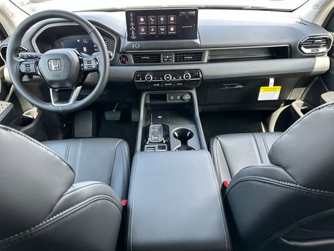 New 2026 Honda Pilot Touring image 20