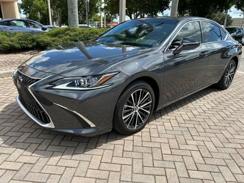 Certified 2025 Lexus ES 350 w/ Premium Package FWD image 7