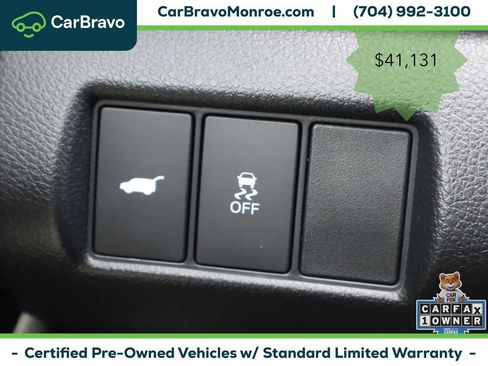 Used 2024 Honda Pilot Touring image 24