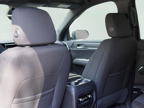 New 2026 GMC Acadia Elevation w/ LPO, Floor Liner Package image 20