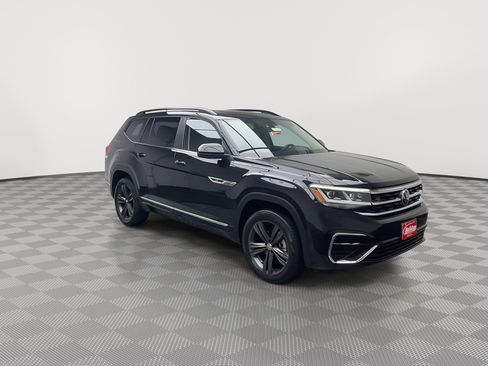 Used 2021 Volkswagen Atlas SE w/ Panoramic Sunroof Package image 36