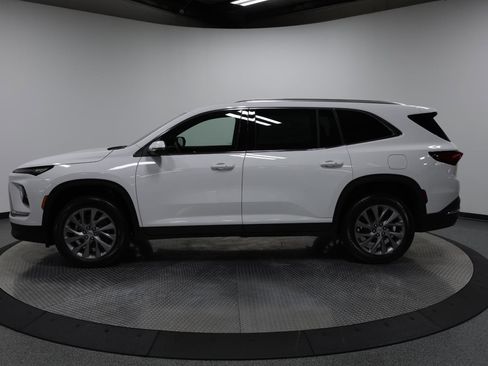 New 2026 Buick Enclave Preferred image 5