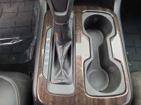 Used 2016 GMC Canyon SLT w/ Driver Alert Package image 25