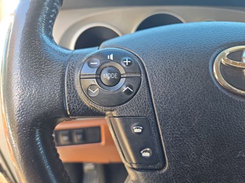 Used 2011 Toyota Sequoia Platinum image 25