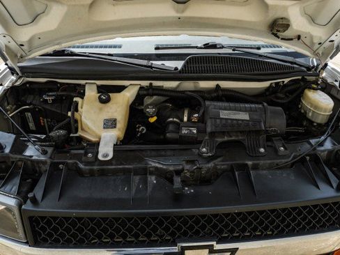 Used 2015 Chevrolet Express 2500 LT w/ LT Preferred Equipment Group image 44