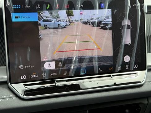 New 2026 Volkswagen Tiguan SE R-Line FWD image 15