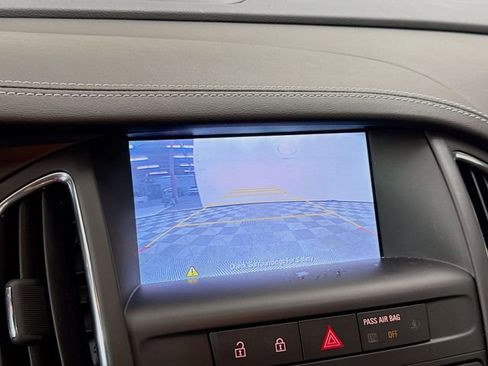 Used 2018 Buick Cascada Premium image 14