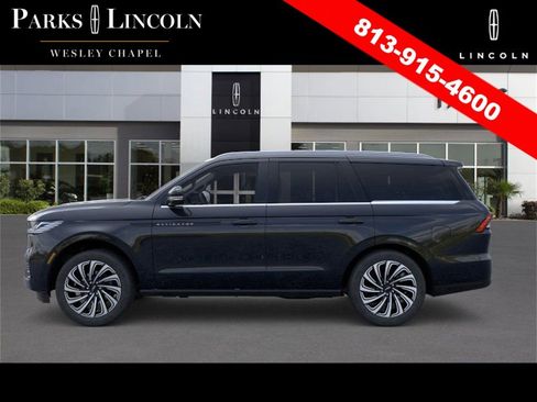 New 2025 Lincoln Navigator Black Label image 3