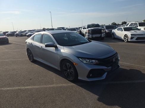 Used 2017 Honda Civic EX image 3