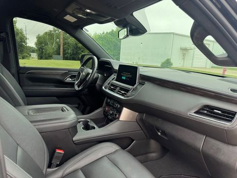 Used 2024 Chevrolet Tahoe LT w/ Luxury Package RWD image 7