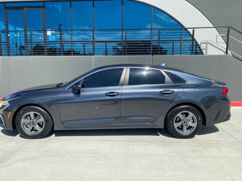 Used 2022 Kia K5 LXS FWD image 3