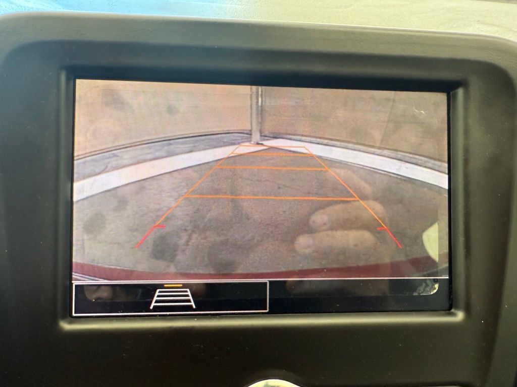 Used 2023 Chevrolet Equinox LT FWD image 35