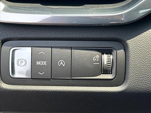 New 2026 GMC Acadia Denali Ultimate FWD image 30
