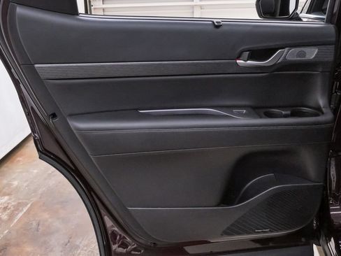 Certified 2024 Hyundai Palisade Limited FWD image 29