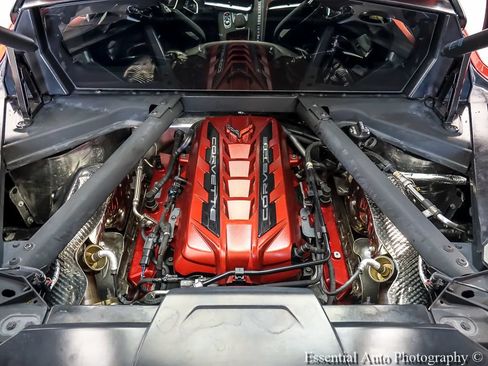 Used 2021 Chevrolet Corvette Stingray Premium Cpe w/ Z51 Performance Package RWD image 23