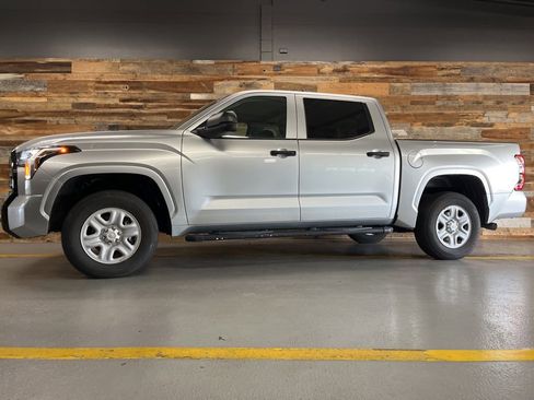 Used 2023 Toyota Tundra SR AWD/4WD image 5