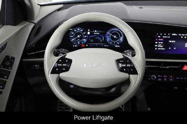 Certified 2023 Kia Niro Wave FWD image 7