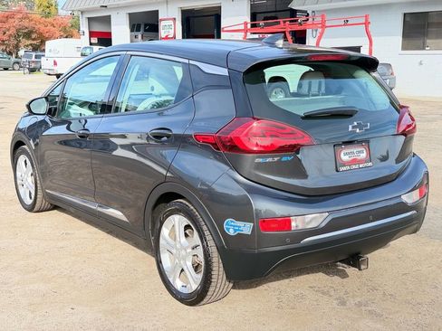 Used 2020 Chevrolet Bolt LT image 4