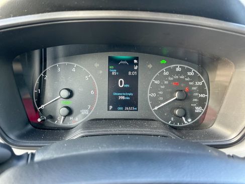 Used 2025 Toyota Corolla LE FWD image 20