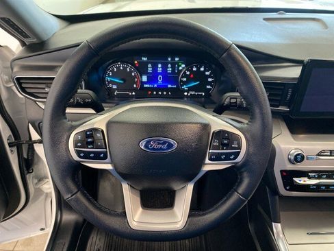 Used 2023 Ford Explorer XLT w/ Equipment Group 202A image 20