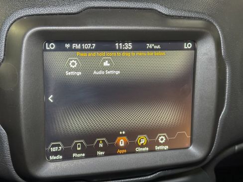 Used 2023 Jeep Renegade Trailhawk AWD/4WD image 38