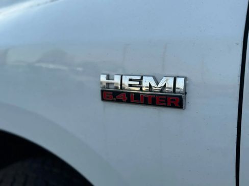 Used 2017 RAM 3500 Tradesman w/ Chrome Appearance Group image 7