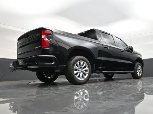 Used 2021 Chevrolet Silverado 1500 Custom RWD image 26