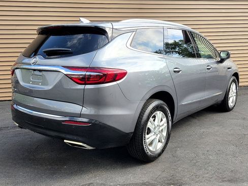 Used 2020 Buick Enclave Essence image 6