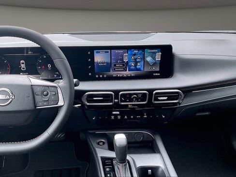 New 2026 Nissan Sentra SR w/ SR Premium Package FWD image 6
