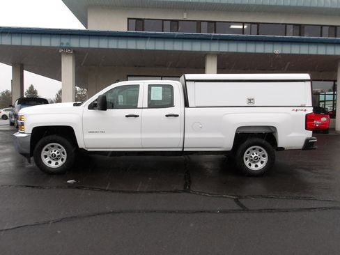 Used 2015 Chevrolet Silverado 3500 W/T image 2