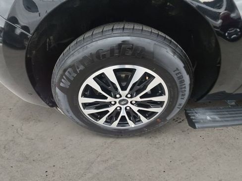 Certified 2025 Ford Expedition Max Platinum AWD/4WD image 14
