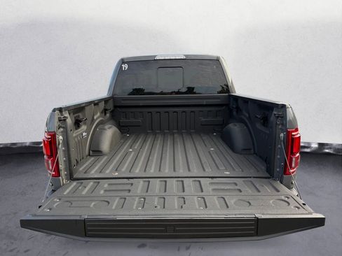 Used 2018 Ford F150 Raptor w/ Equipment Group 802A Luxury image 35