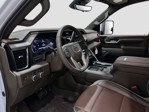 New 2026 GMC Sierra 2500 Denali w/ Denali Reserve Package image 9