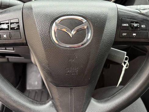 Used 2014 MAZDA MAZDA5 Sport image 8