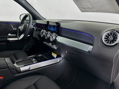New 2026 Mercedes-Benz GLB 250 image 31