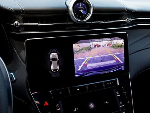 New 2025 Maserati Grecale GT image 29