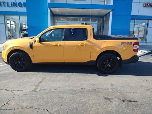 Used 2022 Ford Maverick Lariat w/ Lariat Luxury Package image 6