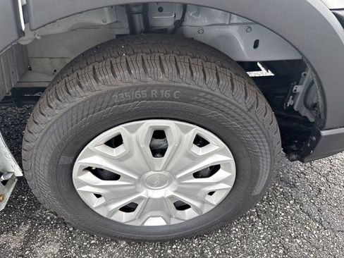 Used 2025 Ford Transit 250 Low Roof w/ Exterior Upgrade Package RWD image 12