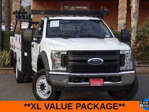Used 2019 Ford F550 2WD Regular Cab Super Duty image 2