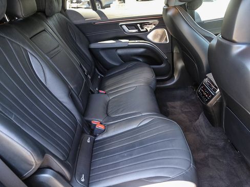 Certified 2023 Mercedes-Benz EQS 580 4MATIC SUV image 16
