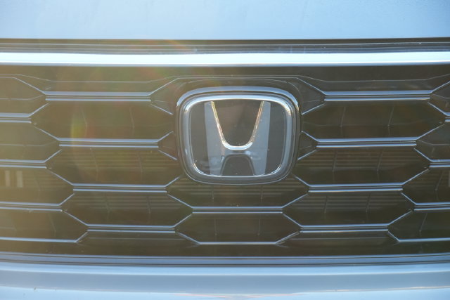 Used 2025 Honda CR-V EX image 6