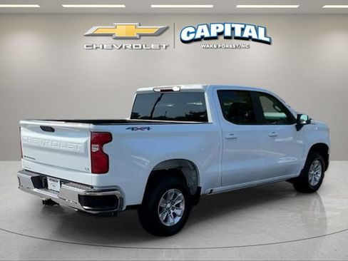 Used 2025 Chevrolet Silverado 1500 LT AWD/4WD image 6