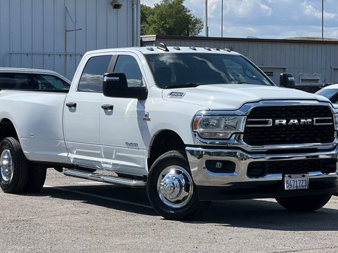 Used 2024 RAM 3500 Big Horn AWD/4WD image 2