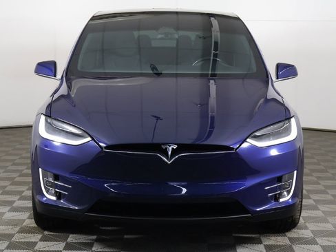Used 2017 Tesla Model X 75D image 11