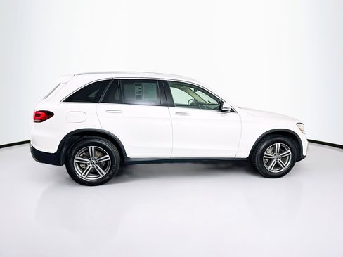 Used 2021 Mercedes-Benz GLC 300 w/ Premium Package image 10