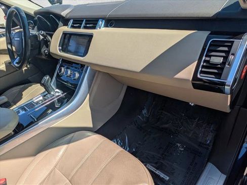 Used 2014 Land Rover Range Rover Sport HSE image 21